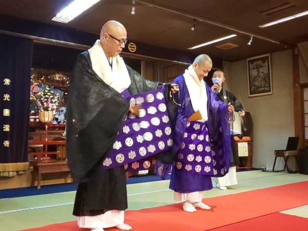 お坊さんファッションショー