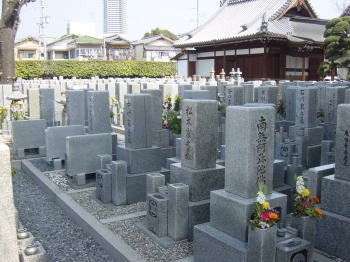お墓