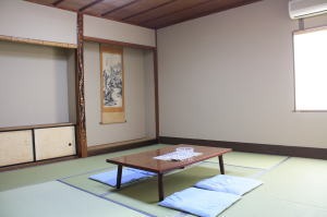 客室(小)