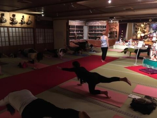 今日は寺ヨガでしたサムネイル