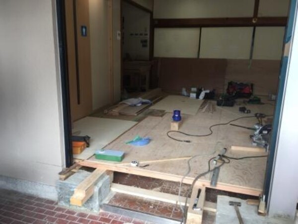 改装工事でご迷惑をおかけいたしますサムネイル