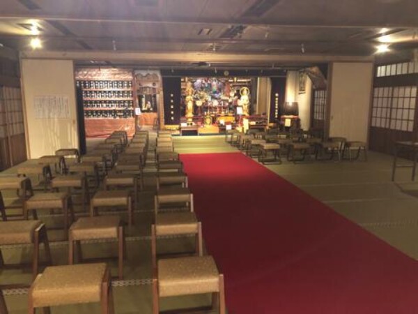 明日は秋彼岸大法要を開催サムネイル