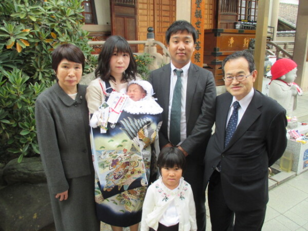 5月にご本尊さまとご縁が結ばれた子供たちサムネイル