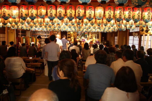 盂蘭盆　施餓鬼法要が開催されました（大阪：常光円満寺）サムネイル