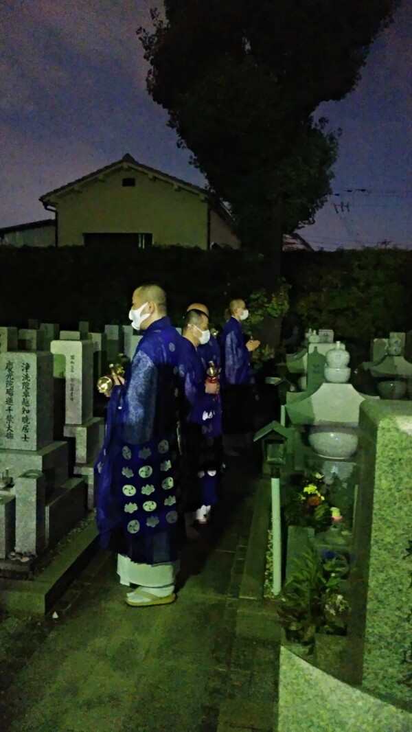 【お盆の法要】無観客法要｜墓施餓鬼法要を開催しました。常光円満寺にてサムネイル