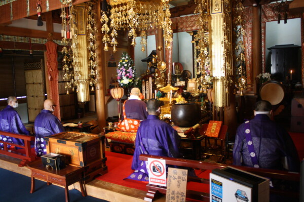 【法要】9月28日に秋彼岸の大法要が厳修されました（無観客）常光円満寺サムネイル
