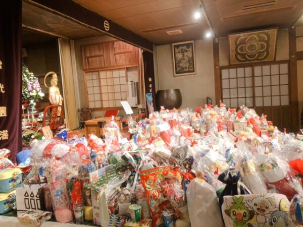【水子供養】今日はクリスマス♪プレゼントもいっぱいです｜常光円満寺サムネイル