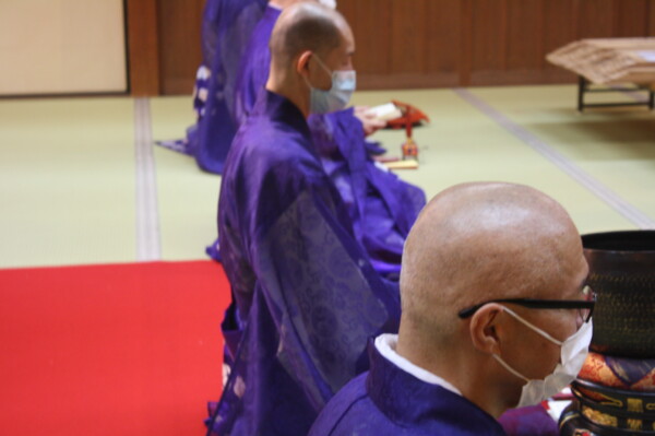 【墓地法要】9月23日円満寺霊苑の秋彼岸大法要を無観客で開催｜常光円満寺サムネイル