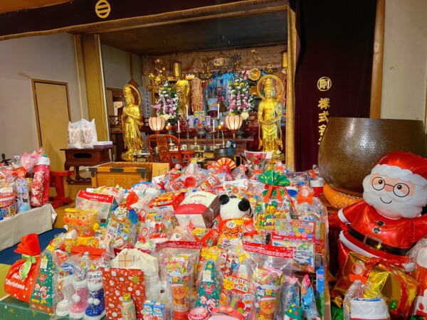 【水子供養】クリスマスプレゼントでいっぱいです｜常光円満寺（大阪吹田）サムネイル