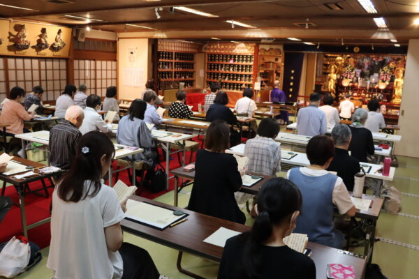 【お写経】心穏やかに…リラックス効果のある写経会｜常光円満寺（大阪吹田）サムネイル