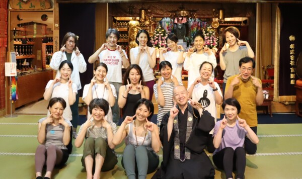 【寺ヨガ】真夏の108太陽礼拝！今年もやりました｜常光円満寺（大阪吹田）サムネイル