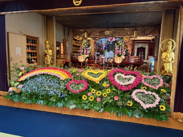 【水子供養】可愛いハートの祭壇！地蔵尊法要の準備が整いました｜常光円満寺サムネイル