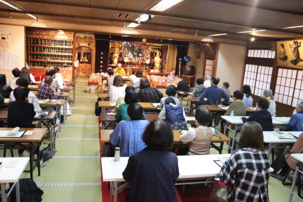 【お写経会】久しぶりの写経。なんと43名も参加！新記録です｜常光円満寺（大阪吹田）サムネイル